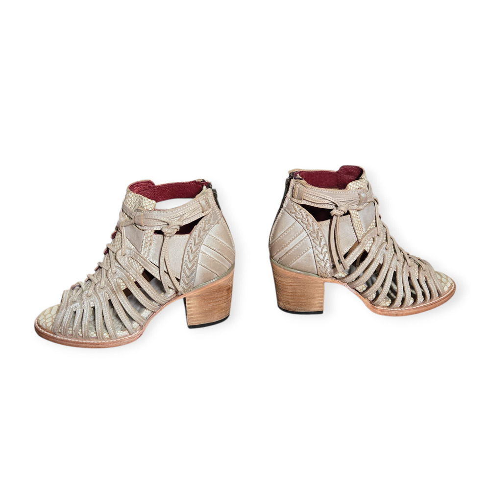 Freebird by Steven Wazee Boho Chic Zip Laces‎ Ankle Booties Beige Multi Size 7 - Picture 3 of 10